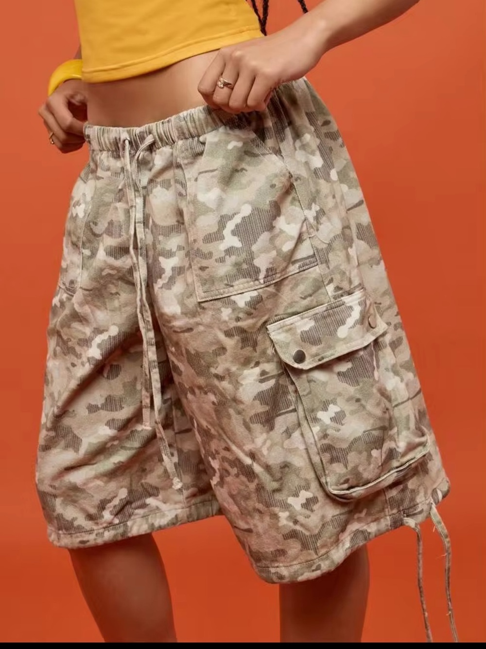 Casual Camo Cargo oversized baggy  Shorts - Beige Green
